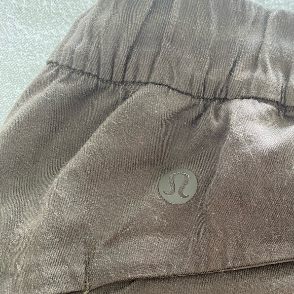 Dark Olive Green Lululemon pant - Picture 4 of 5